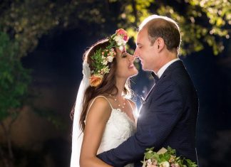 Ένας αυγουστιάτικος γάμος για την Αθανασία και τον Πασχάλη!