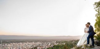 Ένας ανοιξιάτικος γάμος με θέα την πόλη για την Κατερίνα και το Στέλιο!
