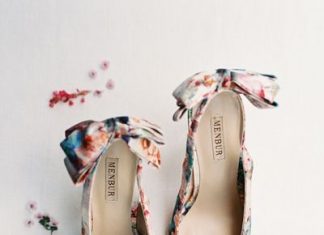 ΝΥΦΙΚΑ ΠΑΠΟΥΤΣΙΑ: Μερικά Από Τα Ομορφότερα Floral Νυφικά Παπούτσια Για Να Διαλέξετε