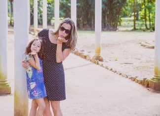 ΨΥΧΟΛΟΓΙΑ: Μερικές Φορές Αρκεί Να Κάνετε Ένα Βήμα Πίσω Για Τα Παιδιά Σας (Γιάννης Ξηντάρας ~ Ψυχολόγος-Σύμβουλος Γάμου)