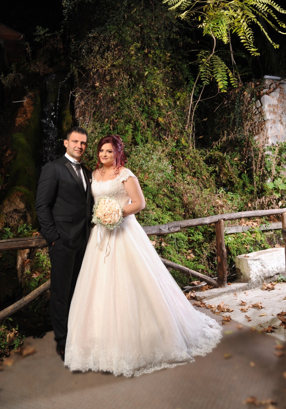 Το ζευγάρι σε after wedding φωτογράφιση