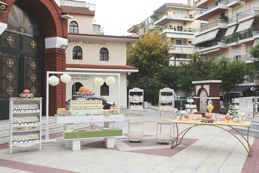 O στολισμός της εκκλησίας