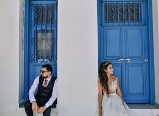 Ο Boho Γάμος Της Γιάννας Και Του Κώστα Δίπλα Στη Θάλασσα